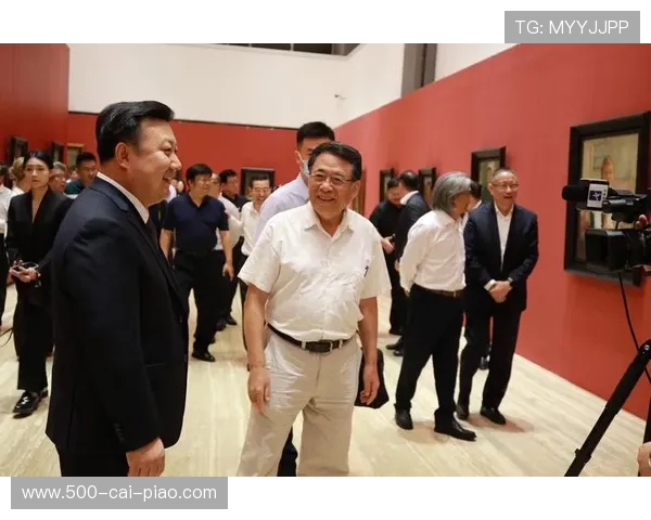 何志彪:在科技创新与社会责任中寻找平衡的探索之路 何志彪:在科技创新与社会责任中寻找平衡的探索之路
